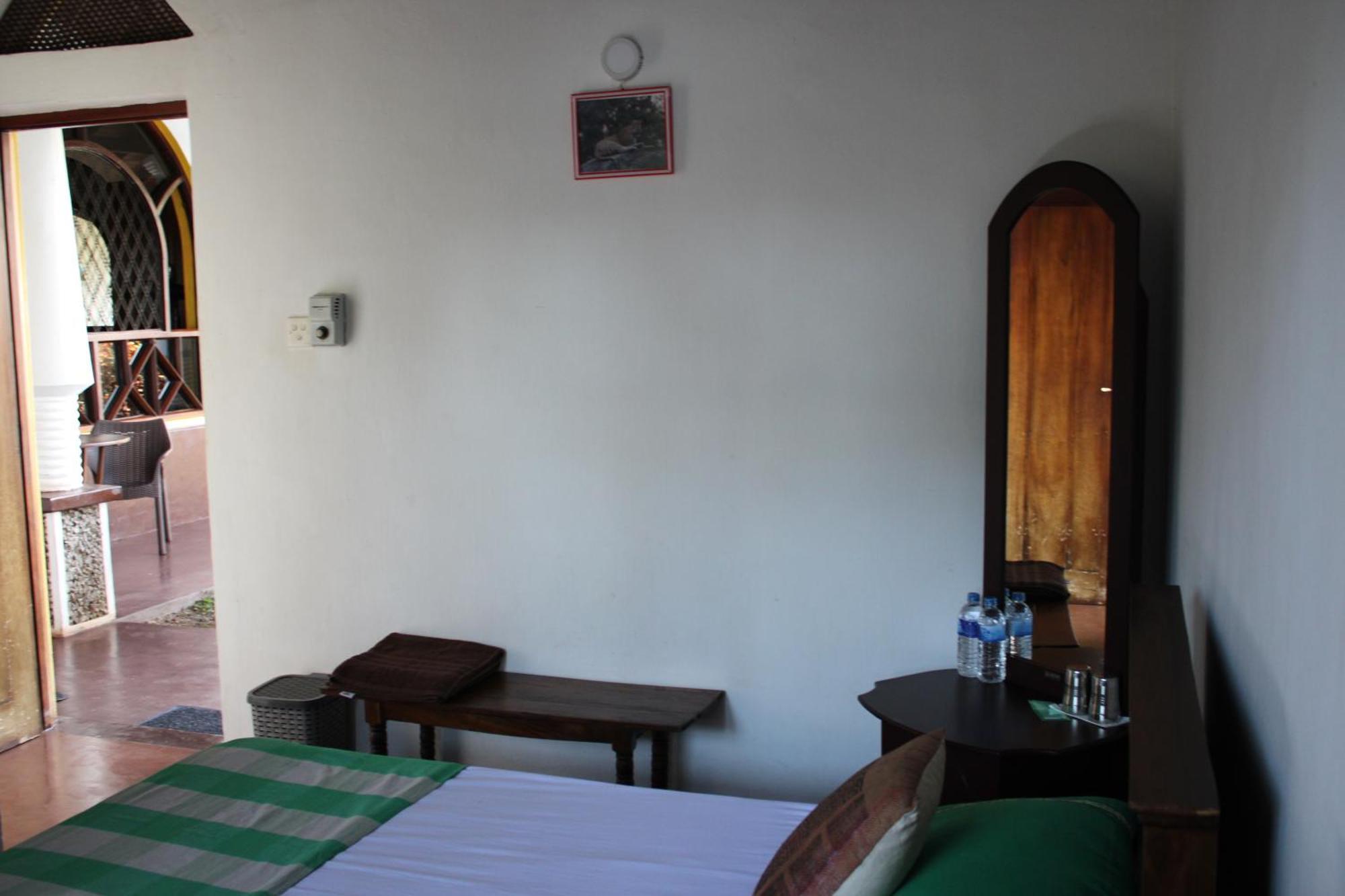 Olideb Gedara Hotel เนกอมโบ ภายนอก รูปภาพ