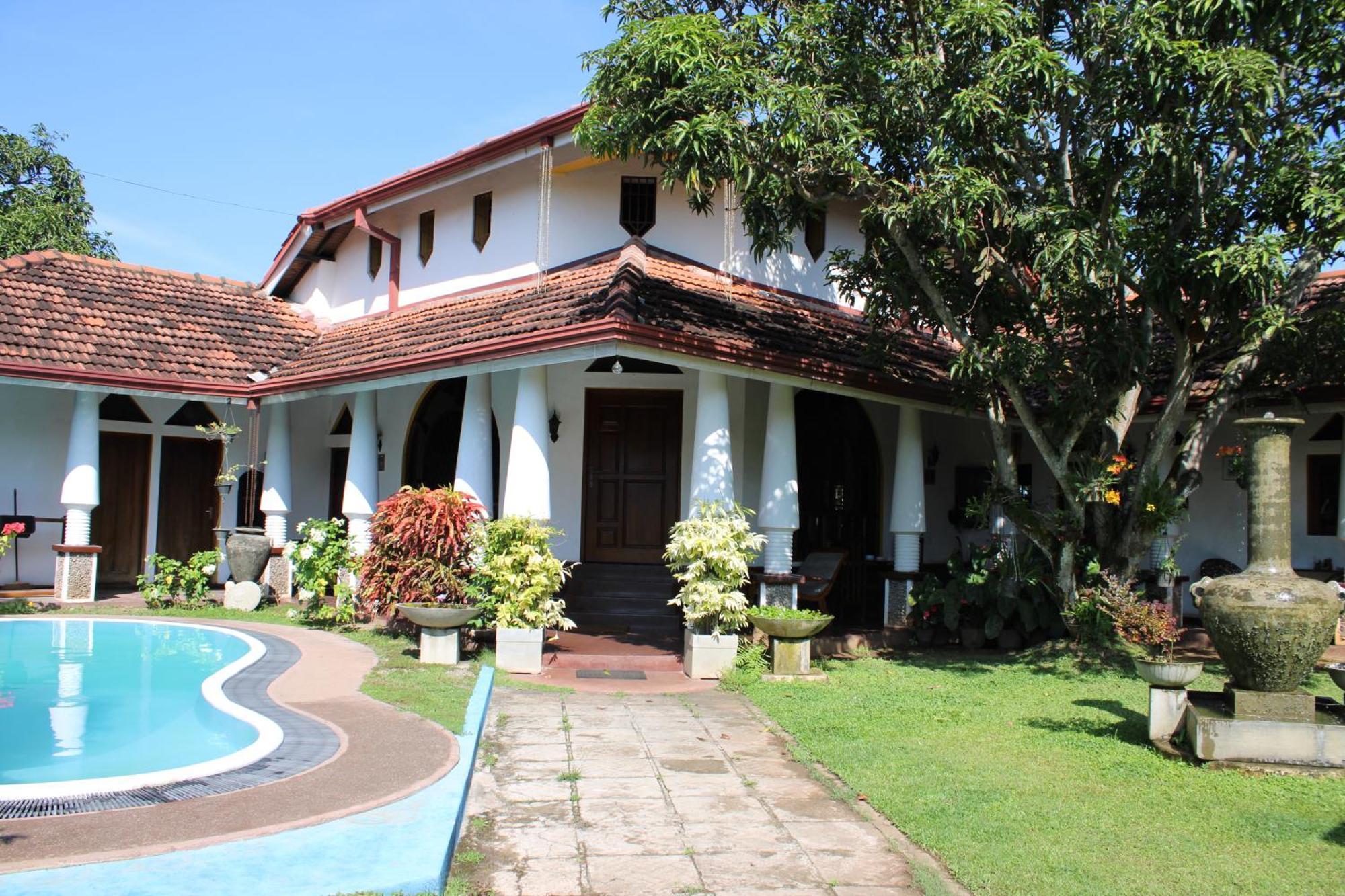 Olideb Gedara Hotel เนกอมโบ ภายนอก รูปภาพ